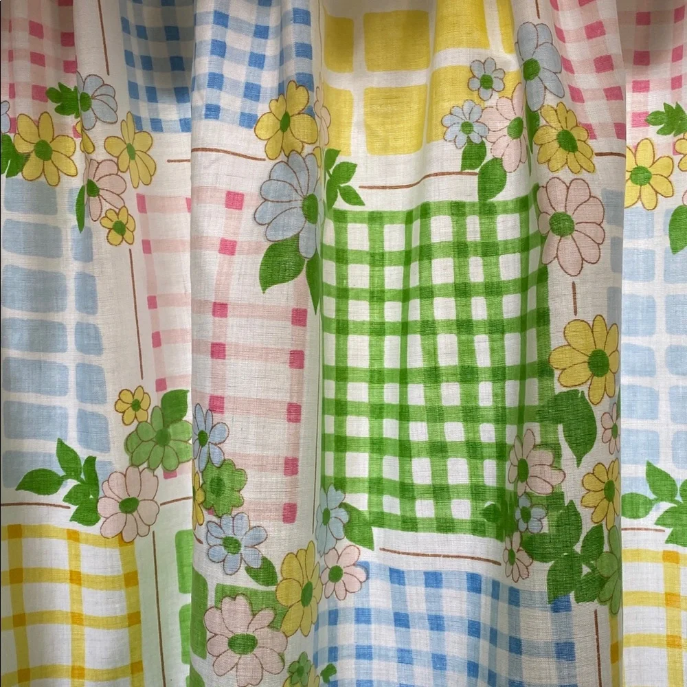 VTG Restyled Bedsheet Café Curtains